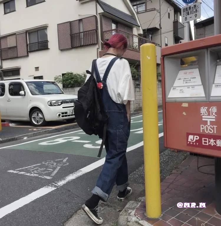 Quần jean Unisex Quần Yếm Denim Dáng Rộng Phối Túi Lớn Phong Cách Hàn Quốc Cá Tính Cho Nam