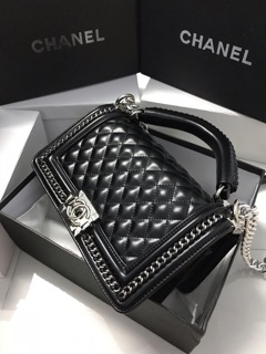 Túi xách Chanel Classic da trơn