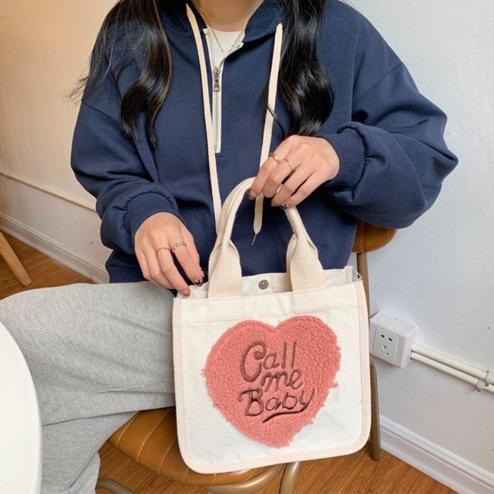 Túi Đựng Hộp Cơm Trưa Hình Trái Tim Bằng Vải Lông Nhỏ Xinh Cho Bạn Gái