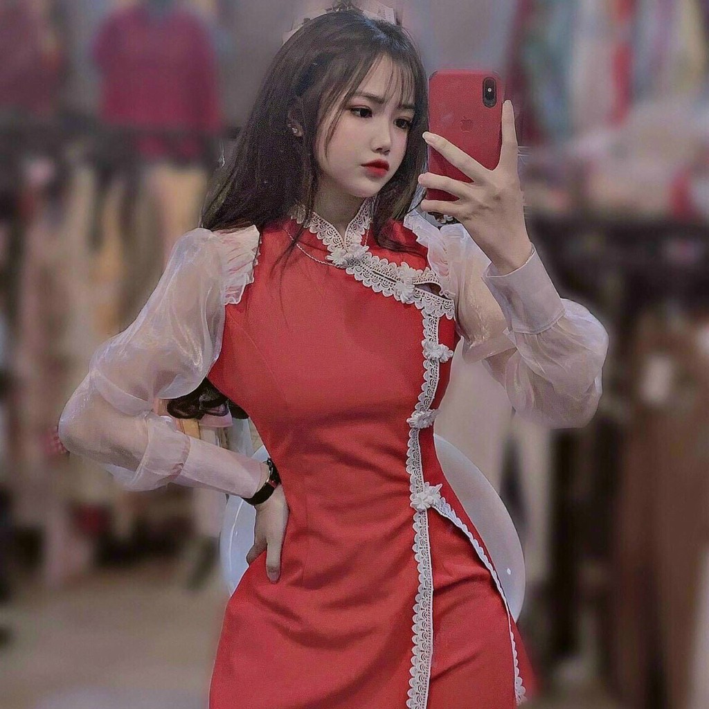 Set đùi áo cổ tàu chạy ren tay phồng trẻ trung lạ mắt