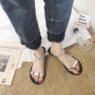 Sandal nhựa dẻo cực bền