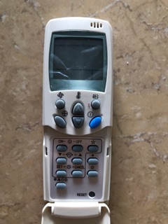 Điều khiển điều hoà LG 2 chiều kèm pin