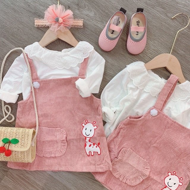 Yếm hương hồng cho bé gái kèm áo 8- 19kg