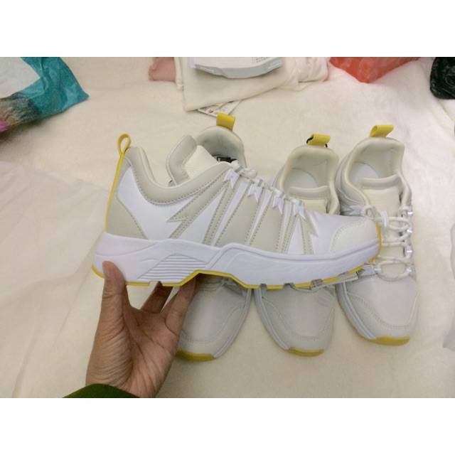 Sneaker zara trả od