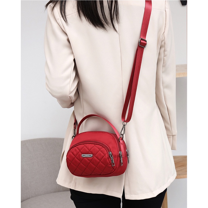 Túi đeo chéo trần trám chống thấm nước size 18cm TUI-16