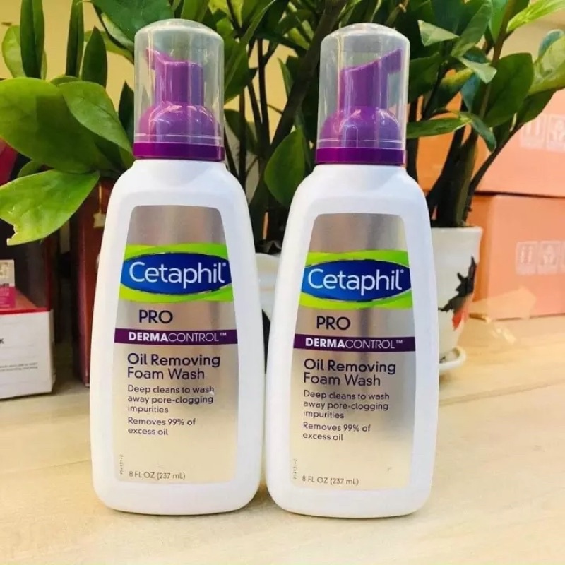 Sữa rửa mặt Cetaphil PRO Oil Removing Foam Wash dạng bọt 237ml