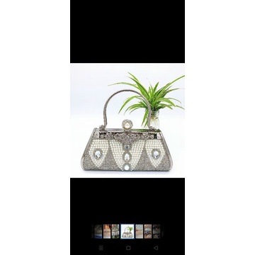 Ví cầm tay sang trọng  đi tiec