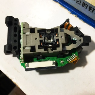 Mắt đầu đĩa DVD SF-HD 850