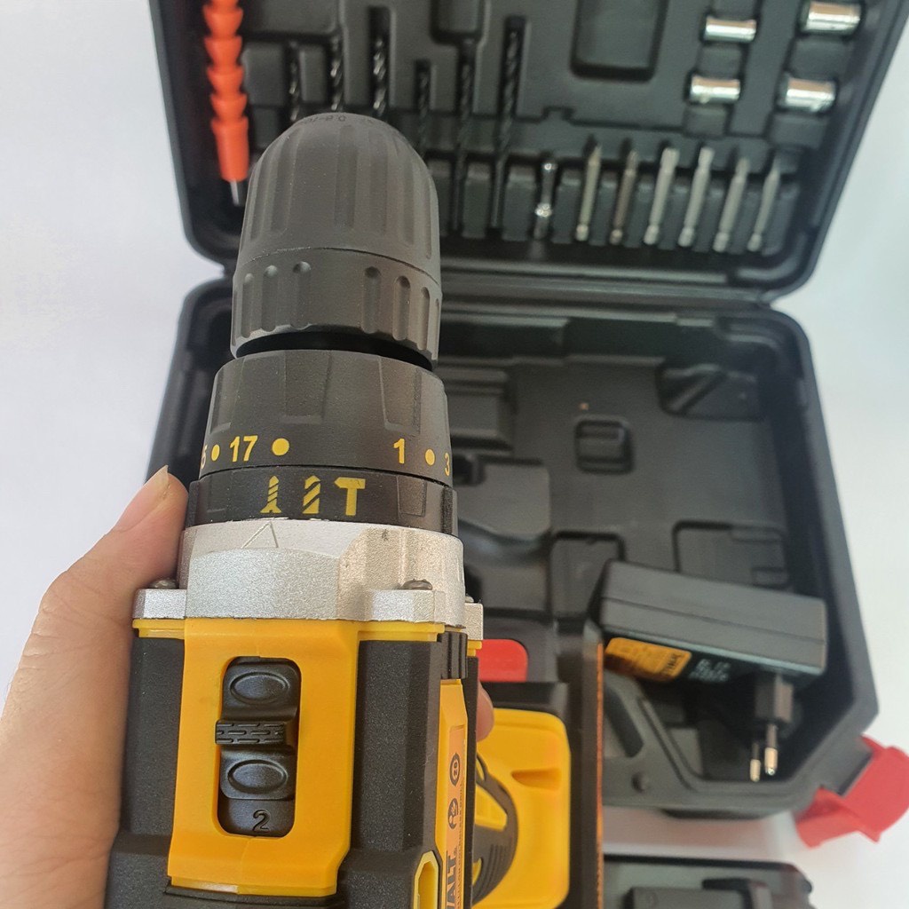 Máy khoan pin Dewalt 36V 3 Chức Năng Máy 2 PIN kèm 24 Phụ Kiện