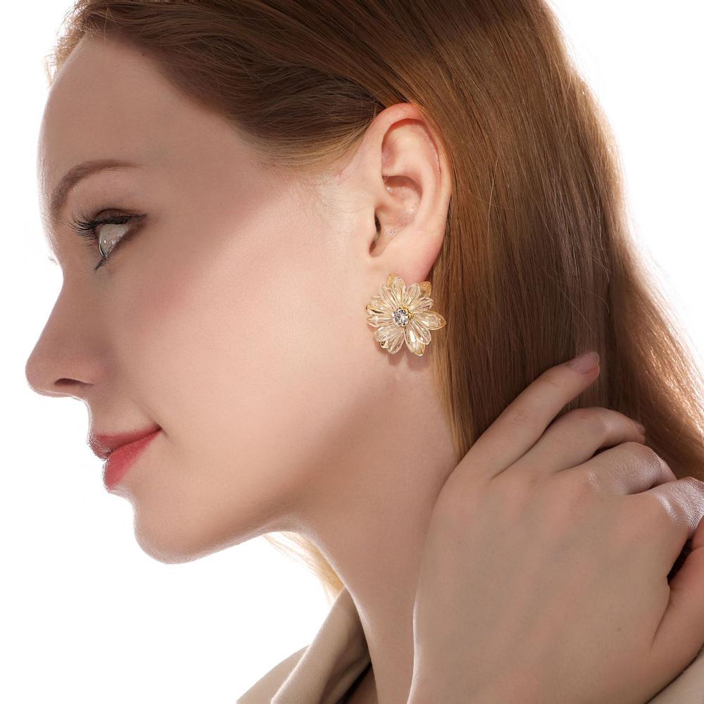 Bông Tai Hình Hoa Cúc Màu Trong Suốt Phong Cách Retro Sang Trọng Thời Trang Dự Tiệc Cho Nữ