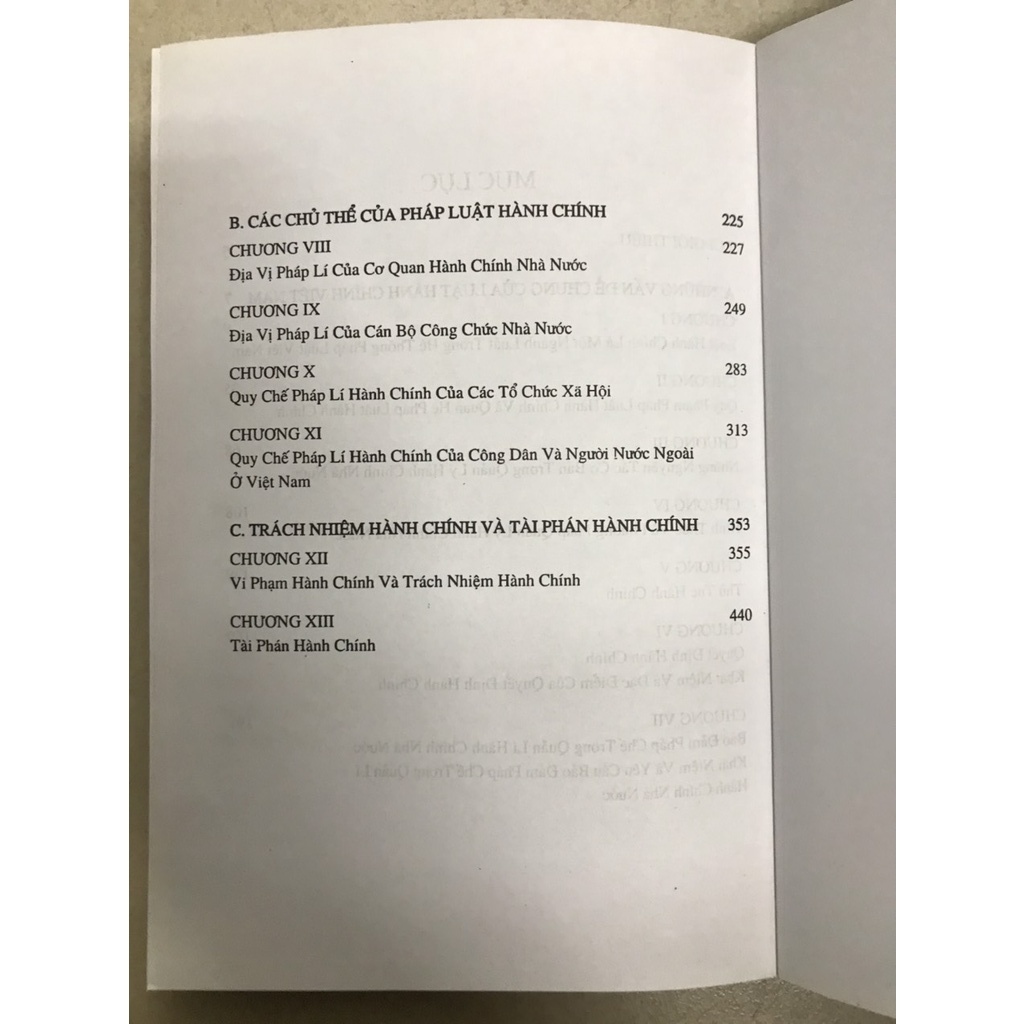Sách tìm hiểu luật hành chính