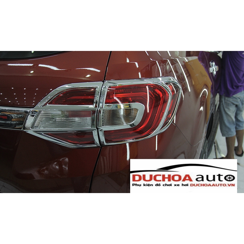 Ốp viền đèn hậu Ford Everest 2016-2021