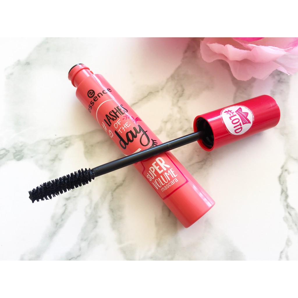 Mascara siêu dày và cong mi Essence Lashes Of The Day Super Volume hàng xách tay Mỹ