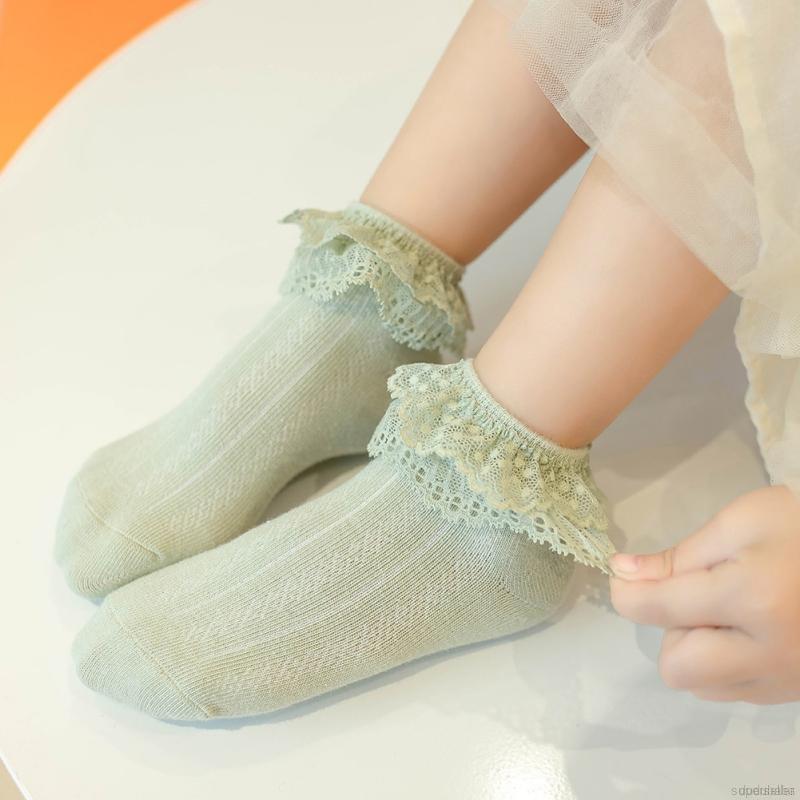 Vớ hai lớp thêu ren trang trí dành cho bé gái