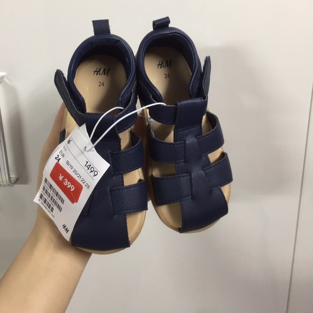 Sandals rọ xanh HM bé trai