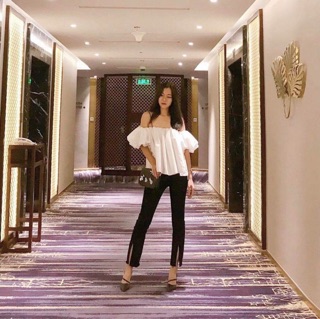 Áo trễ vai trắng Off-Shoulder Top