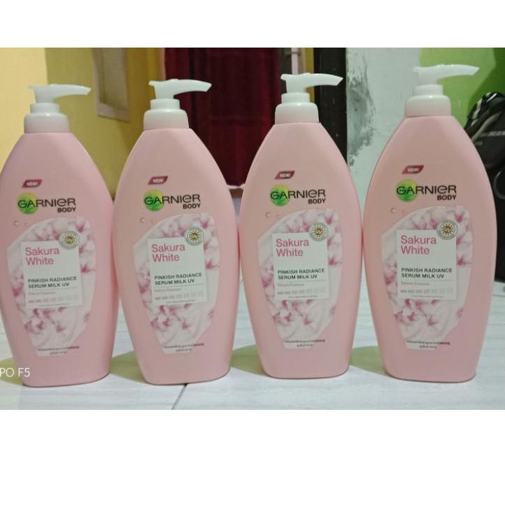 (hàng Mới Về) Lotion Dưỡng Da Tay Garnier Sakura Trắng 400ml