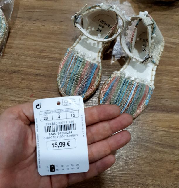 Sandal Sfera vintage bé gái
