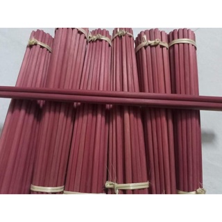 10 đôi đũa tre vót thủ công.