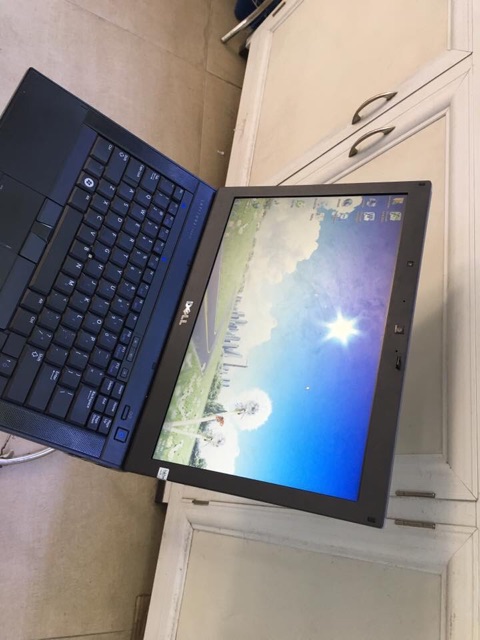Laptop Dell E6410 i7 đẳng cấp doanh nhân game mượt