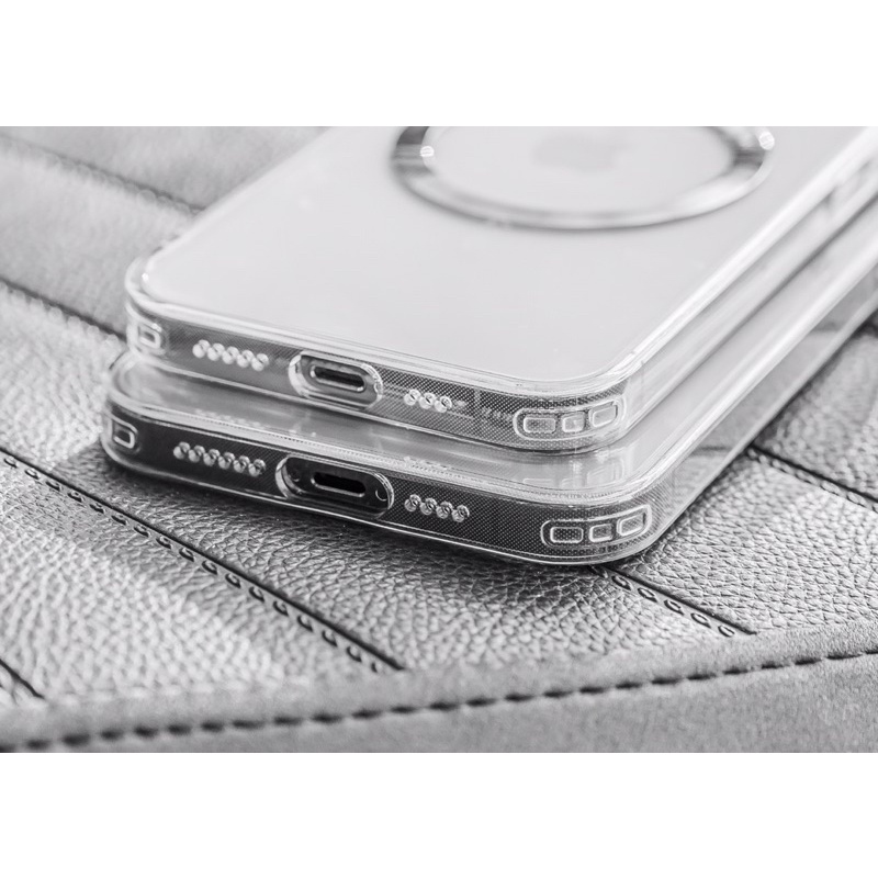 Ốp trong suốt tích hợp vòng Magsafe LiKGUS
