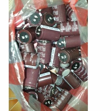 10 Tụ điện 2200uf 200v ~ 250v