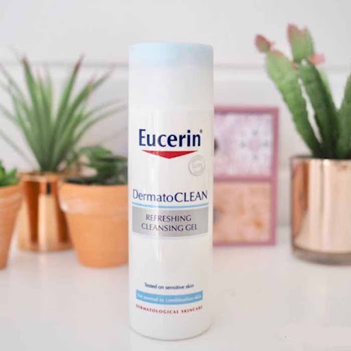 Gel rửa mặt dành cho da nhạy cảm - Eucerin Dermato Clean Refreshing Cleansing Gel 200ml