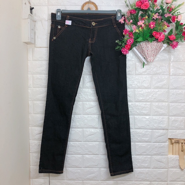 Thanh lý quần jean dài D2 size L