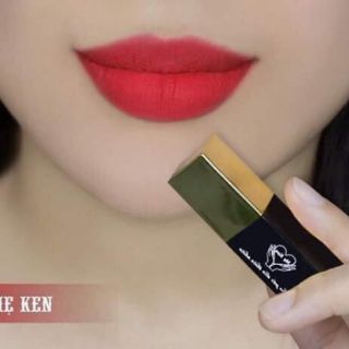 Son kem gấc dền mẹ ken