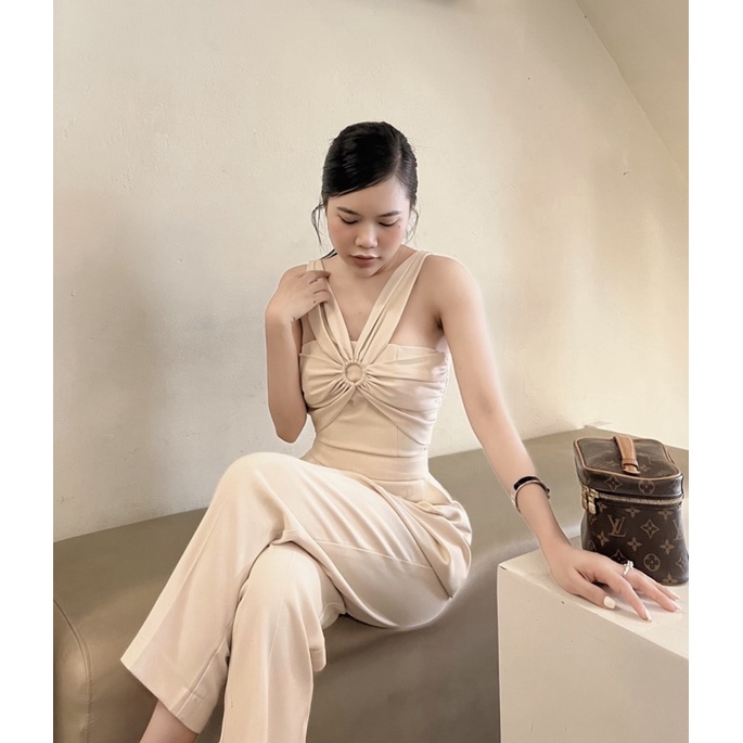 Yves Jumpsuit - Dáng cổ yếm quần dài sang trọng, thanh lịch cực kỳ