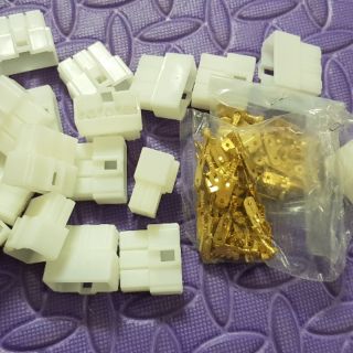 Giắc nhựa 6 chân kèm cốt đồng lắp ổ khóa điện ô tô