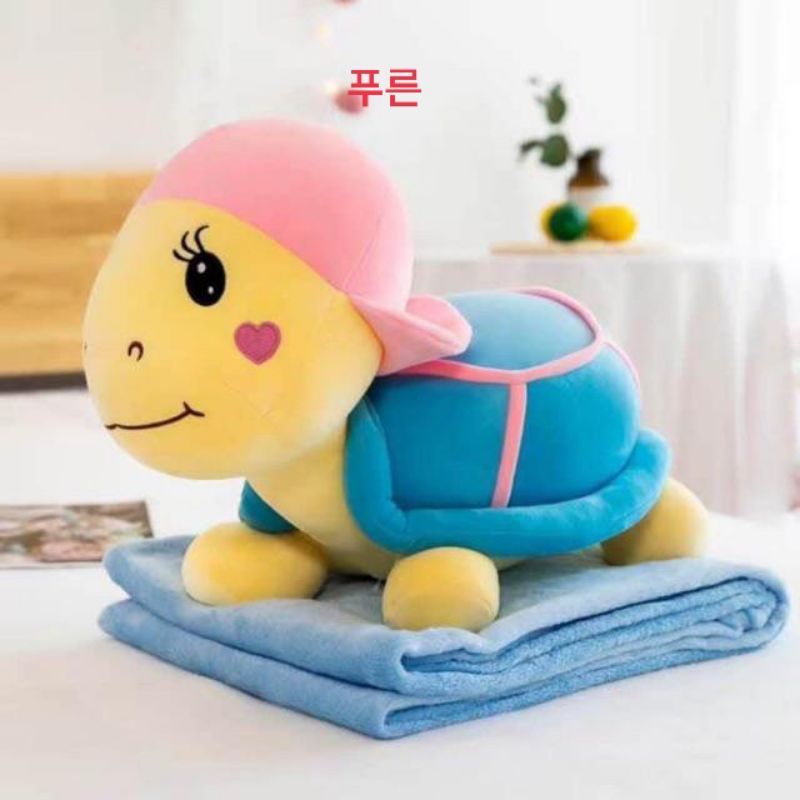 Gấu bông hình con rùa, có ruột là chân bông mềm mại, bộ mền gối 3 trong 1 siêu xinh, mềm mại, tiện lợi, mang đi dễ dàng