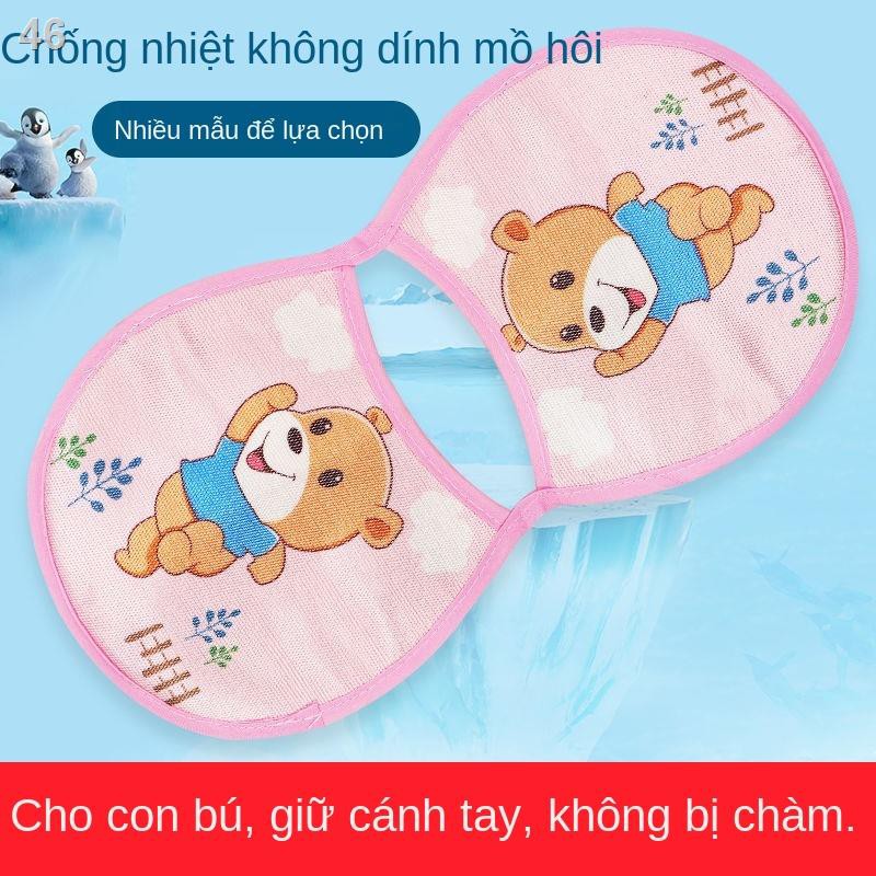 UĐệm lót tay cho con bú quốc gia, gối lụa băng mùa hè bé, bú, bé