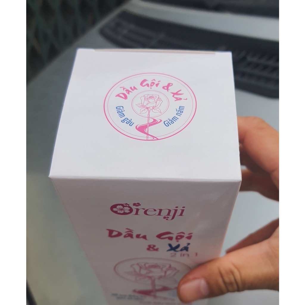 Dầu gội đầu cho tóc gàu, nấm tinh dầu Hoa Hồng Orenji 500ml