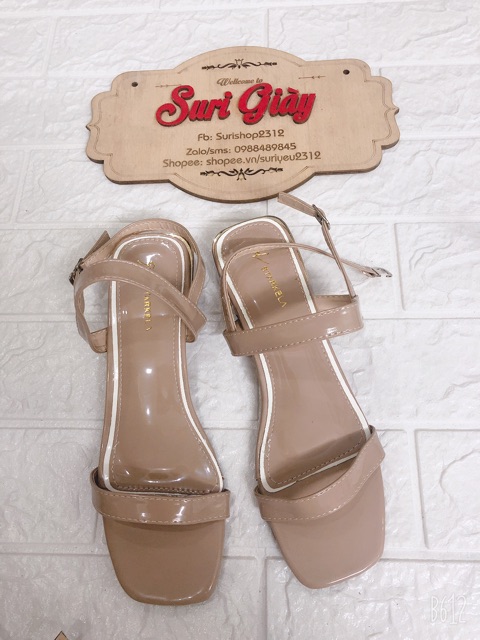 Giày sandal nữ, sandal học sinh hai quai chất đẹp êm chân gót 3p S77