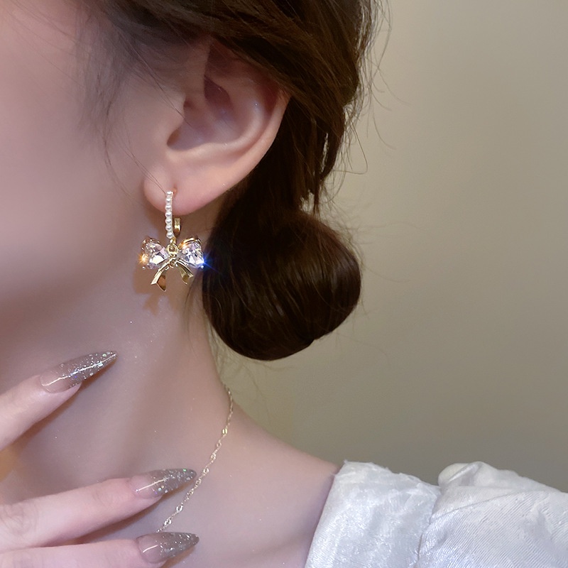 Bông Tai Mạ Bạc 925 Hình Chiếc Nơ Đính Ngọc Trai Thời Trang Hàn Quốc Cho Nữ