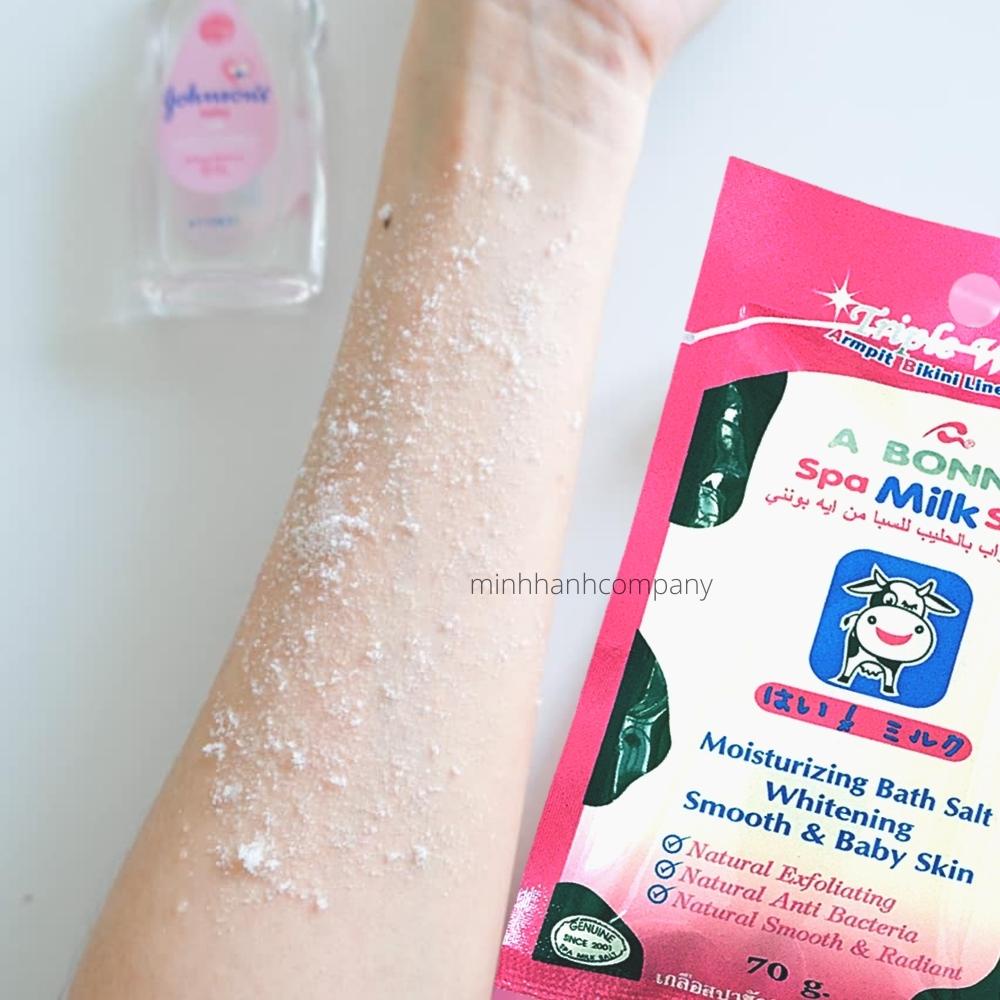 Muối tắm sữa bò tẩy tế bào chết A Bonne Spa Milk Salt Thái Lan 350gr