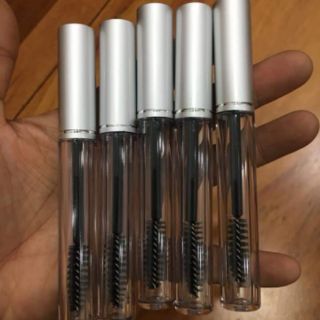 MASCARA RỖNG VỀ LẠI