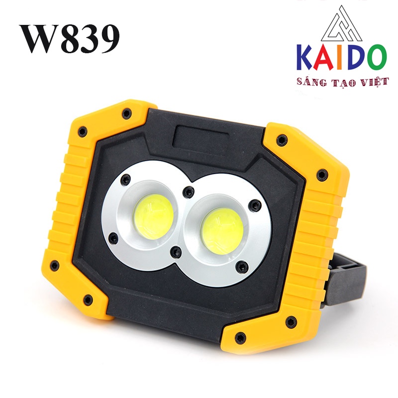 Đèn LED cầm tay thể thao 30W ( Dùng 2 viên pin 18650 hoặc 4 viên pin AA ) - 1688s.vn