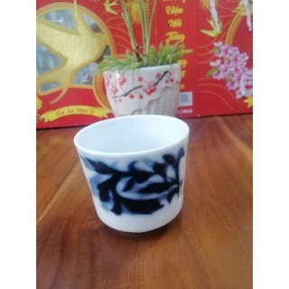 Ly sứ Nhật đồng giá