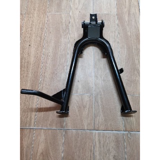 chân chống giữa xe win 100