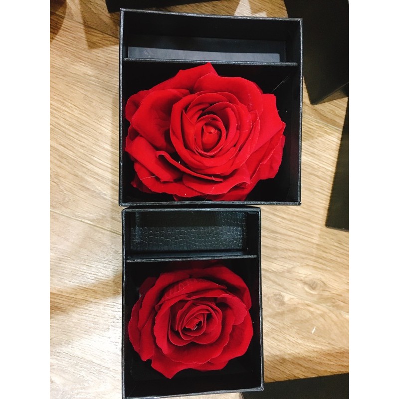 Hộp đựng son, hộp hồng nhung đỏ đựng son, hộp hoa, hộp son, làm dáng nơ theo yêu cầu | BigBuy360 - bigbuy360.vn