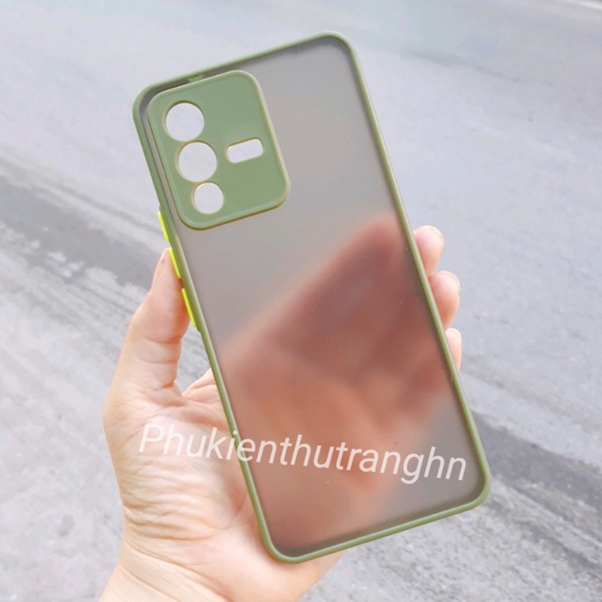 Ốp lưng Vivo V23 5G chất liệu nhám chống bám bẩn, chống mồ hôi tay có gờ bảo vệ camera