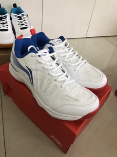 Giày cầu lông nữ lining siêu sale