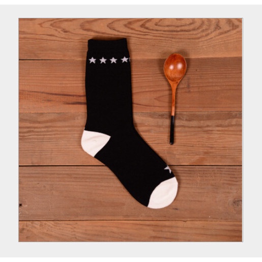 Vớ Tất hình ngôi sao cao cổ Nam Nữ phong cách thể thao, trẻ trung, năng động.