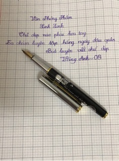 15 chiếc bút máy Vàng Anh 08