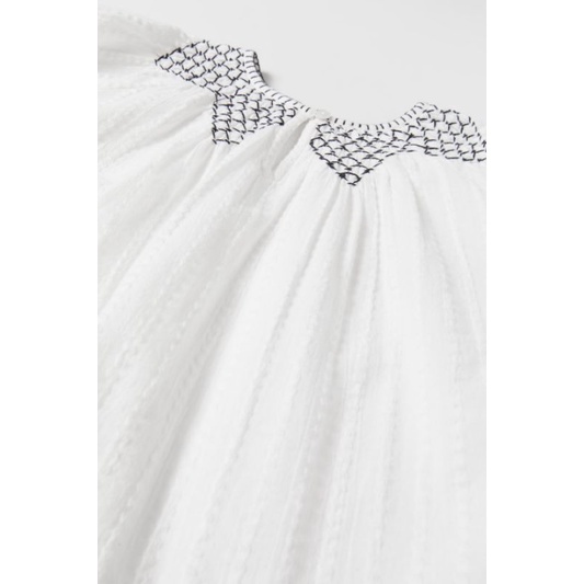 Áo blouse bé gái thêu chỉ nổi Zara Authentic