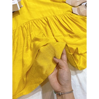 Váy lụa đũi vàng thiết kế Lalastyle