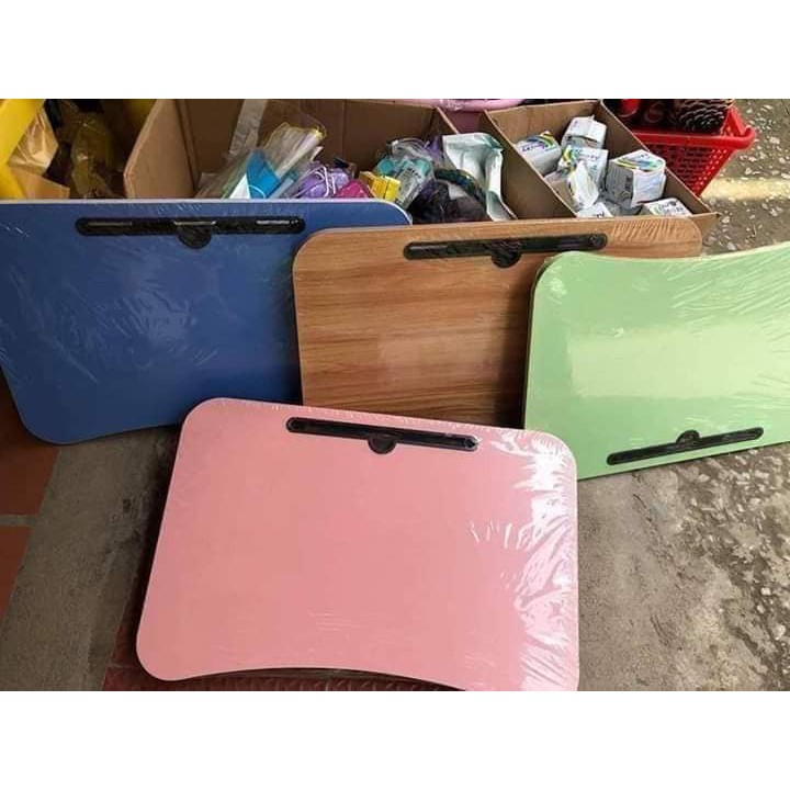 BÀN HỌC CÓ KHE CẮM IPAD TIỆN DỤNG, THÔNG MINH | BigBuy360 - bigbuy360.vn