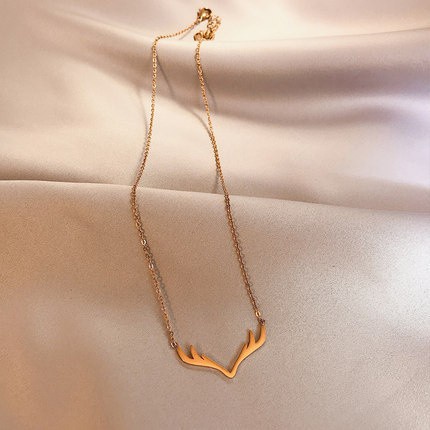 Dây chuyền mặt gạc tuần lộc phiên bản Hàn Quốc bằng thép titan mạ vàng 18k màu vàng hồng